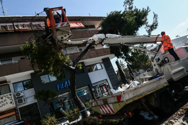 ΔΕΔΔΗΕ: Απαλλαγή από τα τέλη χρήσης για όσους έμειναν χωρίς ρεύμα