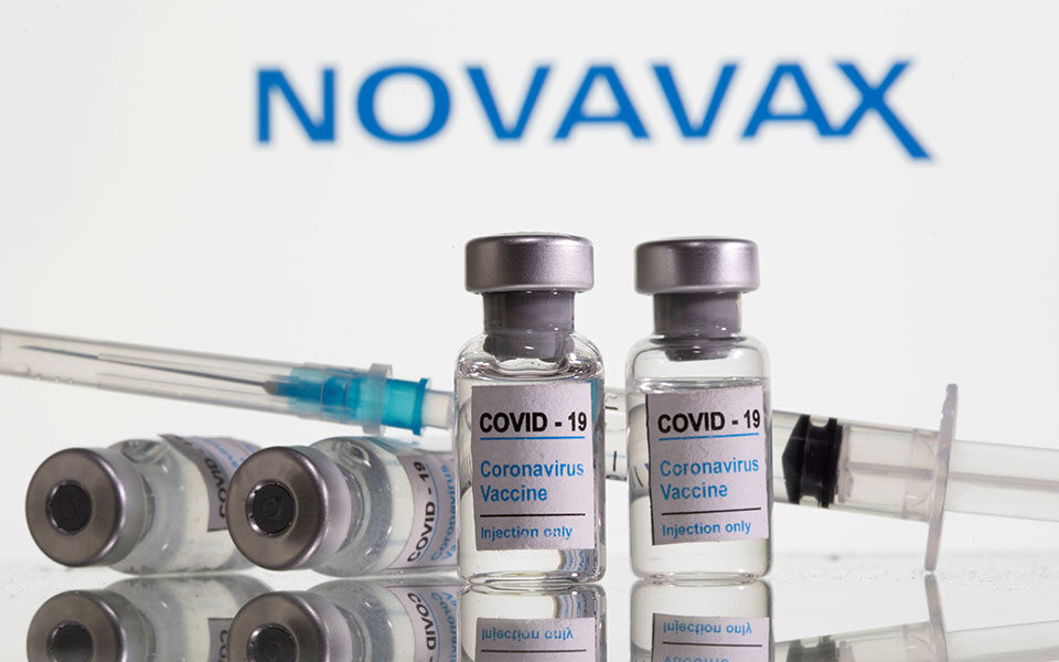 Ανοίγει σήμερα η πλατφόρμα για το εμβόλιο της Novavax