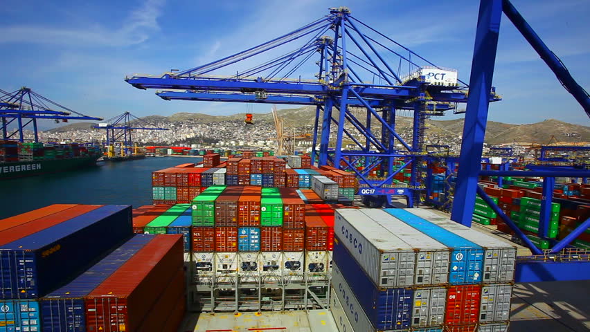 Global container trade grew by 6.6% in 2021