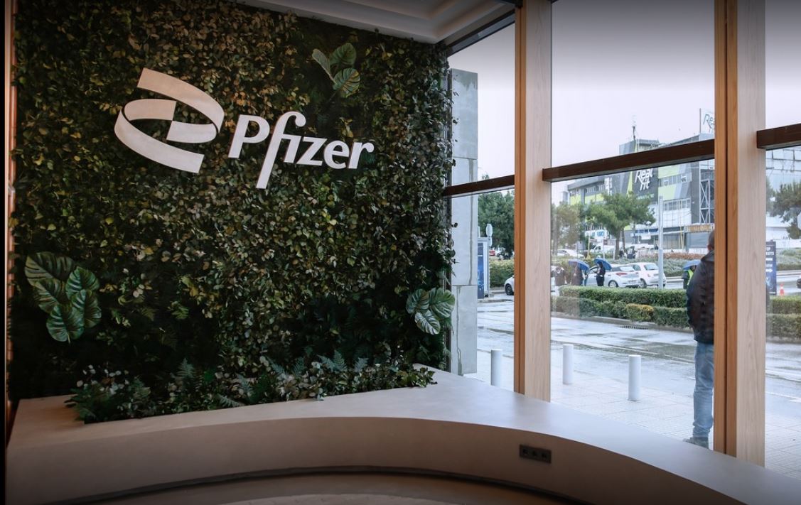 Pfizer: Ξεπέρασαν τους 250 οι εργαζόμενοι στο hub της Θεσσαλονίκης