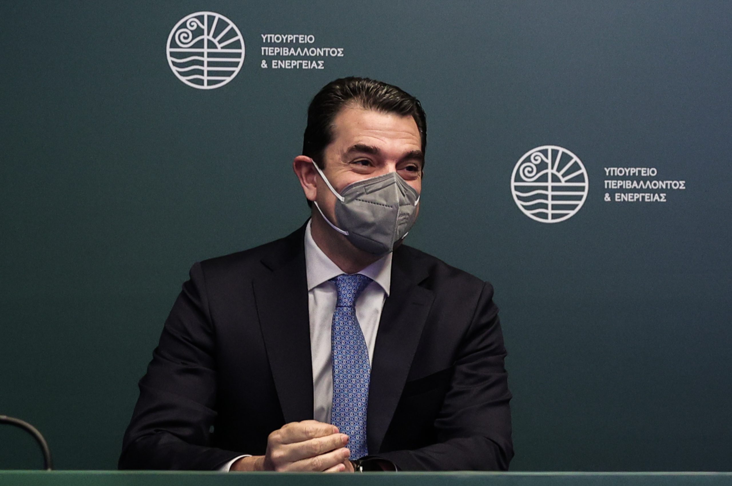 Greek Environment Min. has called an urgent meeting of the crises management group