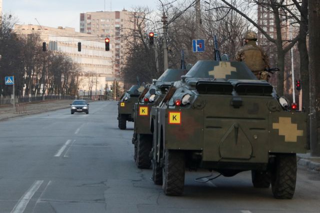 Ουκρανία: Ολονύχτια πολιορκία του Κιέβου – Ήχησαν σειρήνες για αεροπορική επιδρομή στο Χάρκοβο