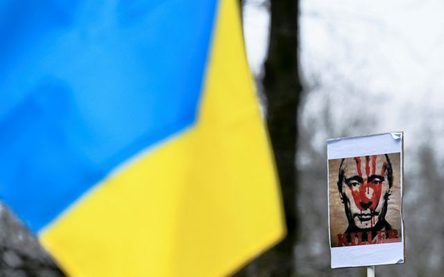 Ουκρανία: Περιμένουμε χειροπιαστές κυρώσεις στη Ρωσία, λέει ο Ζελένσκι