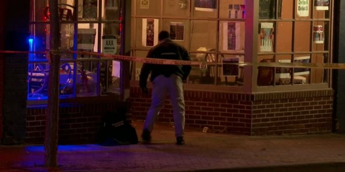 ΗΠΑ: Ένας νεκρός και τέσσερις τραυματίες μετά από πυροβολισμούς κοντά σε πανεπιστημιούπολη στη Βιρτζίνια
