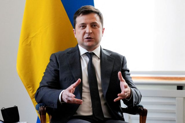 Ο Ζελένσκι υπέγραψε την αίτηση για ένταξη της Ουκρανίας στην Ευρωπαϊκή Ένωση