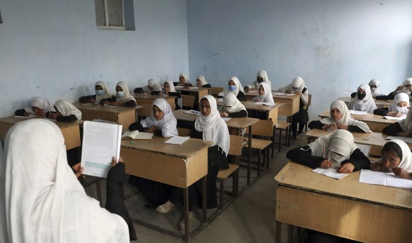 Αφγανιστάν: Ακυρώνονται οι συνομιλίες ΗΠΑ-Ταλιμπάν μετά το κλείσιμο των σχολείων θηλέων