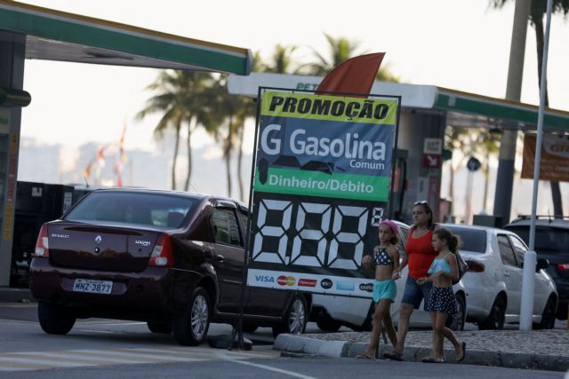 Βραζιλία: Τον CEO της Petrobras απέλυσε ο Μπολσονάρου