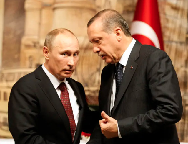 Ερντογάν: Εξέφρασε στον Πούτιν τη βούλησή του να αναλάβει πρωτοβουλία για την ειρήνη