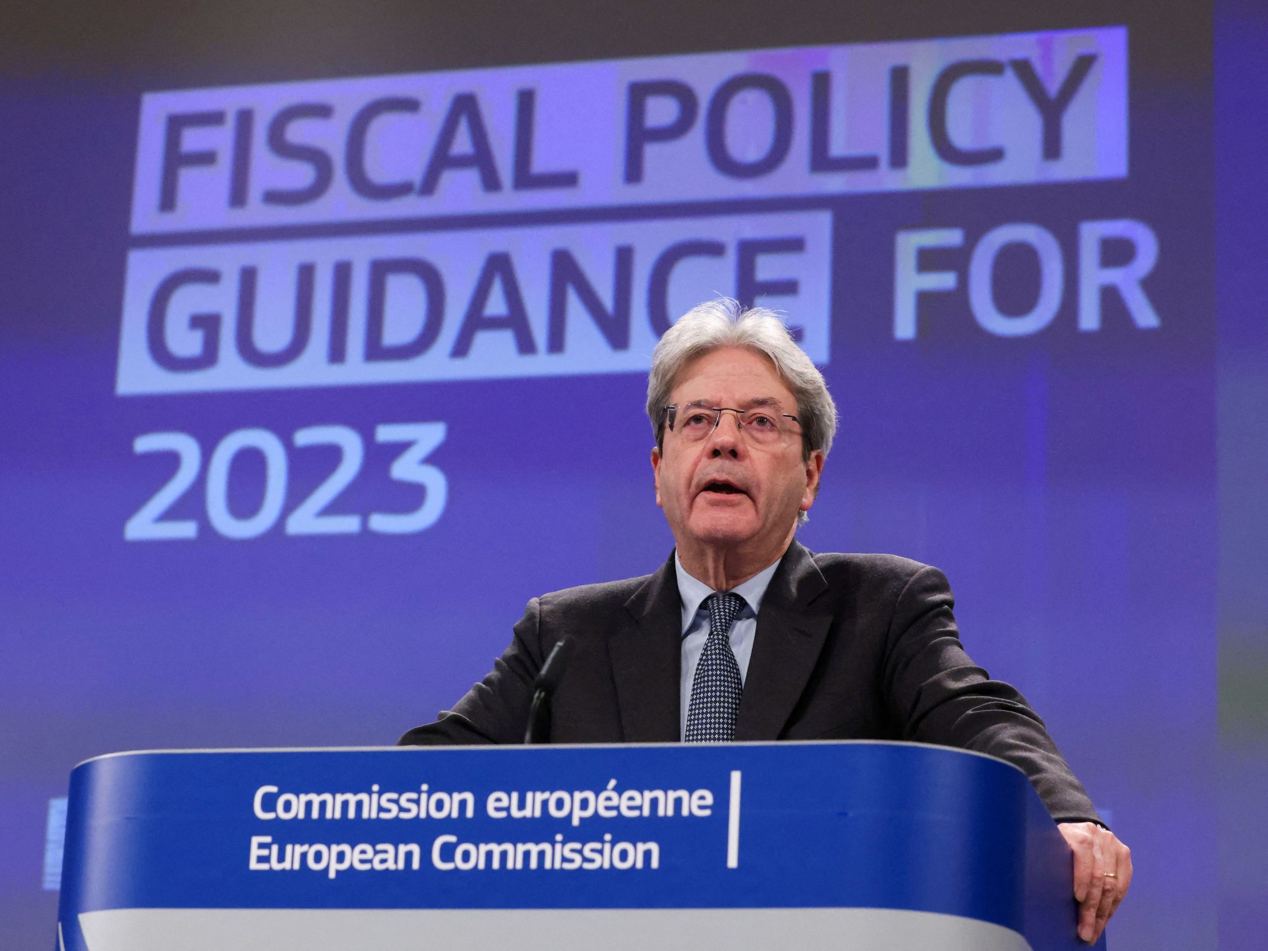 Τζεντιλόνι: Η ΕΕ ίσως συζητήσει την επιλογή νέου κοινού χρέους σε μερικές εβδομάδες