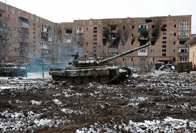 Ουκρανία: Ένας μήνας πολέμου – Πώς «ξεδιπλώθηκε» η τραγωδία