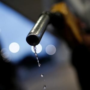 Ευρώπη: Οι οδηγοί μείωσαν τα καύσιμα λόγω ακρίβειας