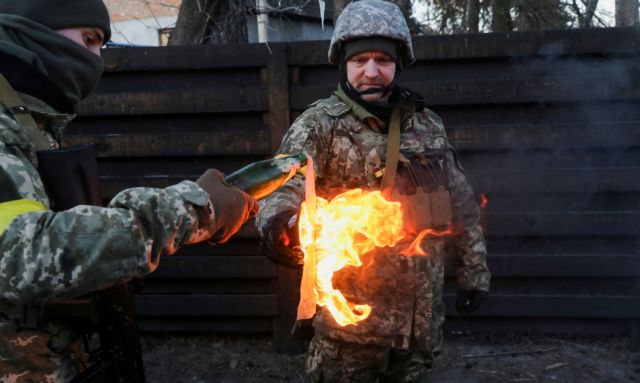 Η πρωτοφανής αντίσταση των Ουκρανών
