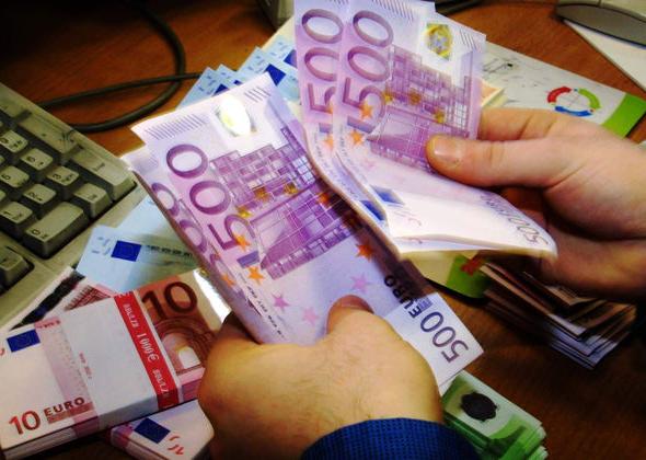 ΥΠΟΙΚ: Στα 23,5 δισ. ευρώ το κόστος των μέτρων που εξήγγειλε ο Τσίπρας