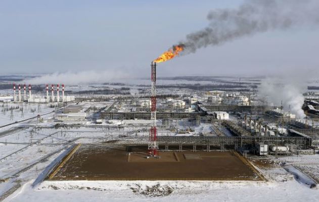 ΗΠΑ: Πετρελαϊκό εμπάργκο στη Μόσχα – Απαγόρευση στις εισαγωγές