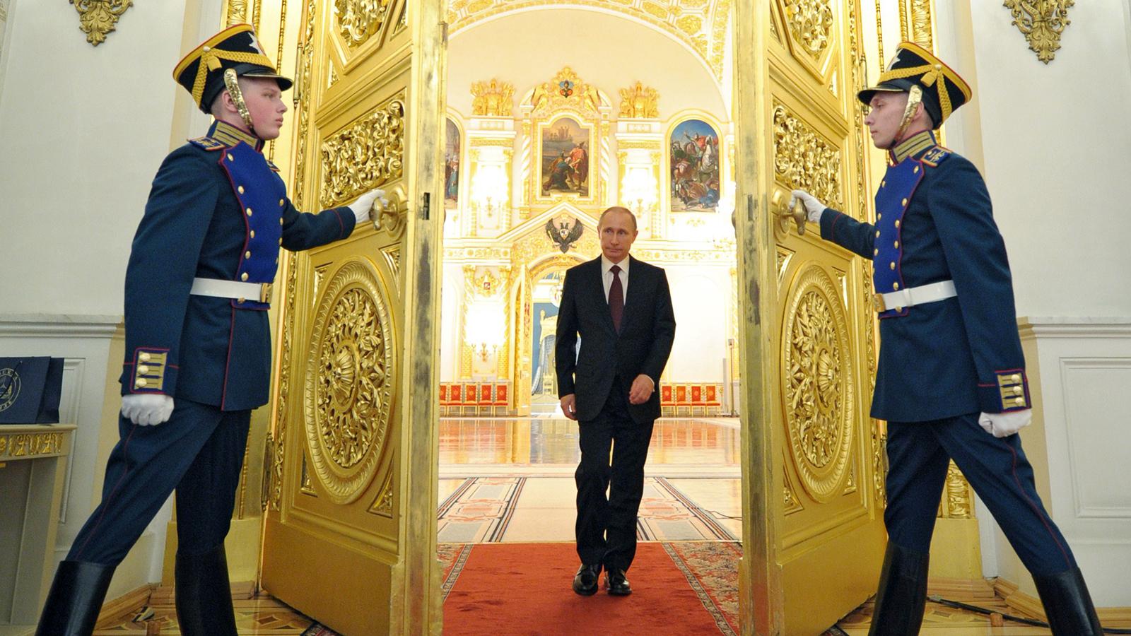 Ρωσία: Ο Βλαντιμίρ Πούτιν ως νέος Πέτρος ο Μέγας – Είναι η μοίρα μου να επιστρέψω τα εδάφη της χώρας