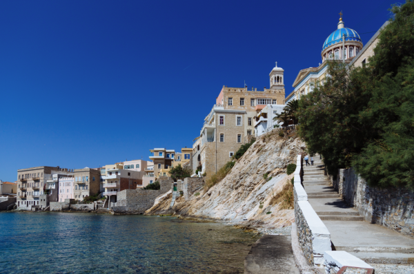 FAZ: Η Ελλάδα είναι η πιο ελκυστική αγορά εξοχικών στη Μεσόγειο