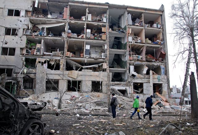 Ουκρανία: «Τουλάχιστον 100 δισ. δολάρια» το κόστος των καταστροφών του πολέμου