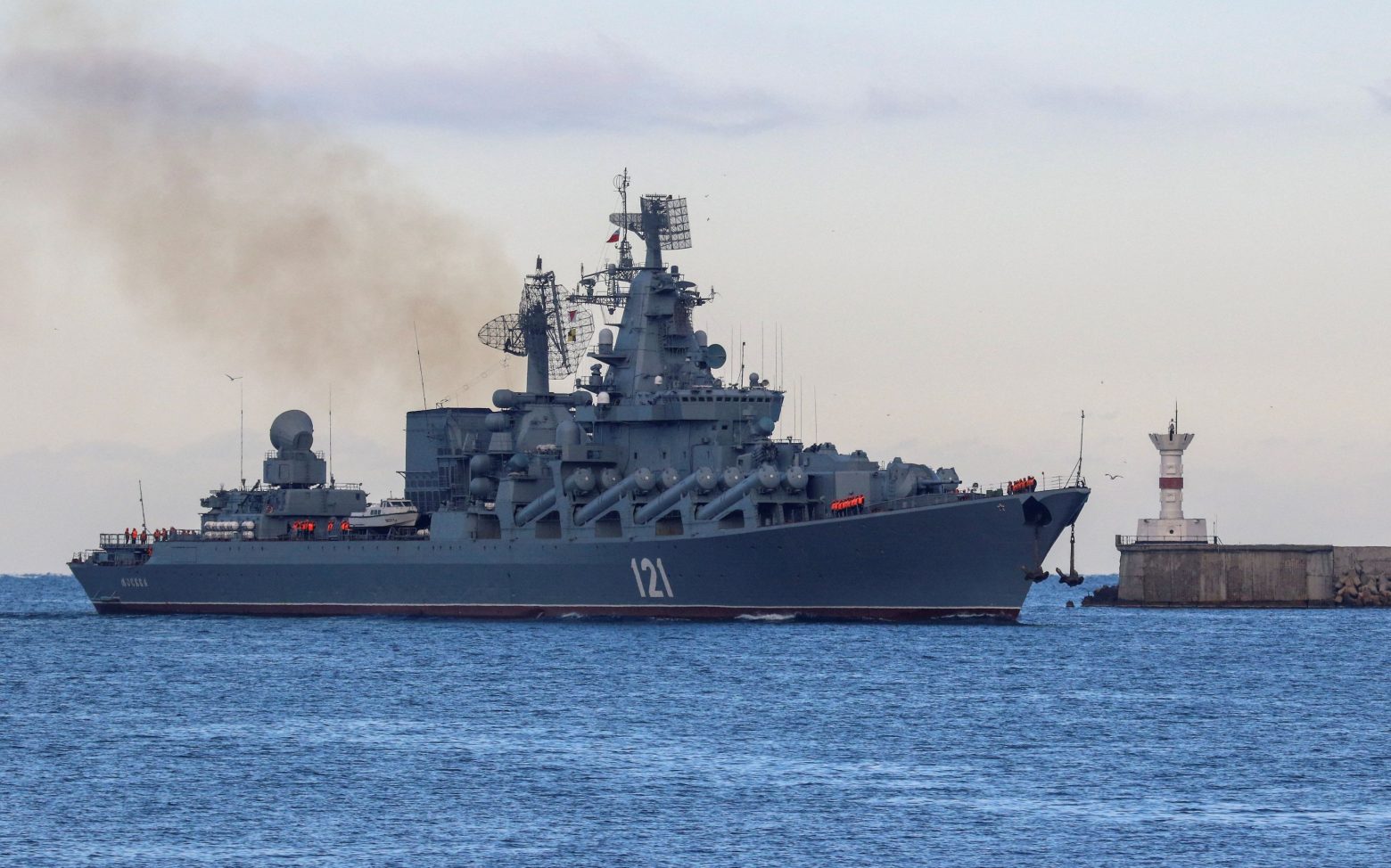 Βύθιση Moskva: Το πλοίο χτυπήθηκε από ουκρανικούς πυραύλους, λένε οι ΗΠΑ