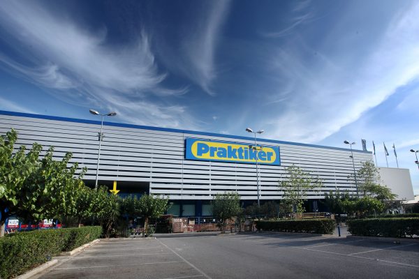 Praktiker: Περνούν από τη Fairfax στην Paval Holding