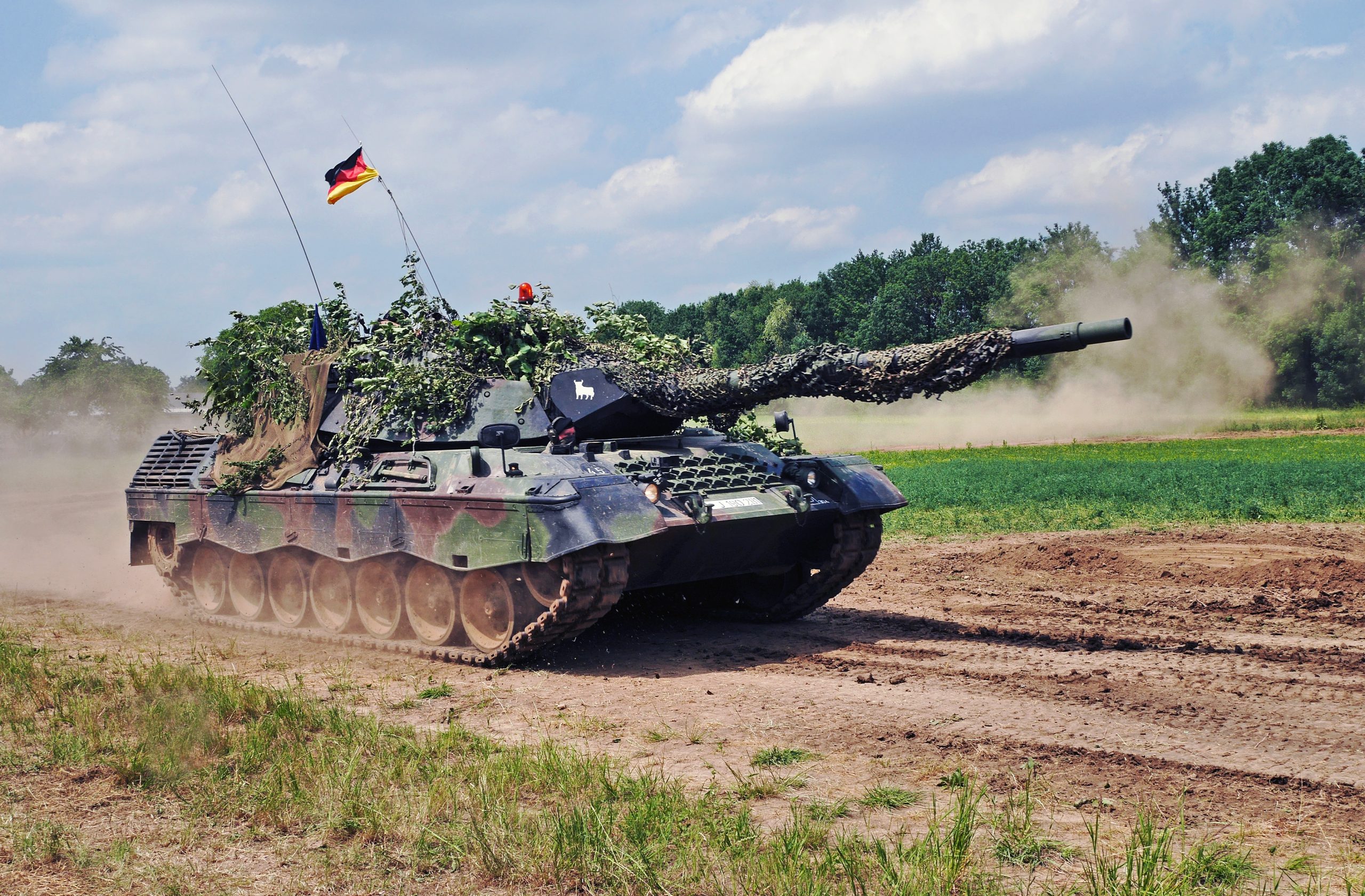 Γερμανία: «Πράσινο φως» και επισήμως για αποστολή Leopard στην Ουκρανία