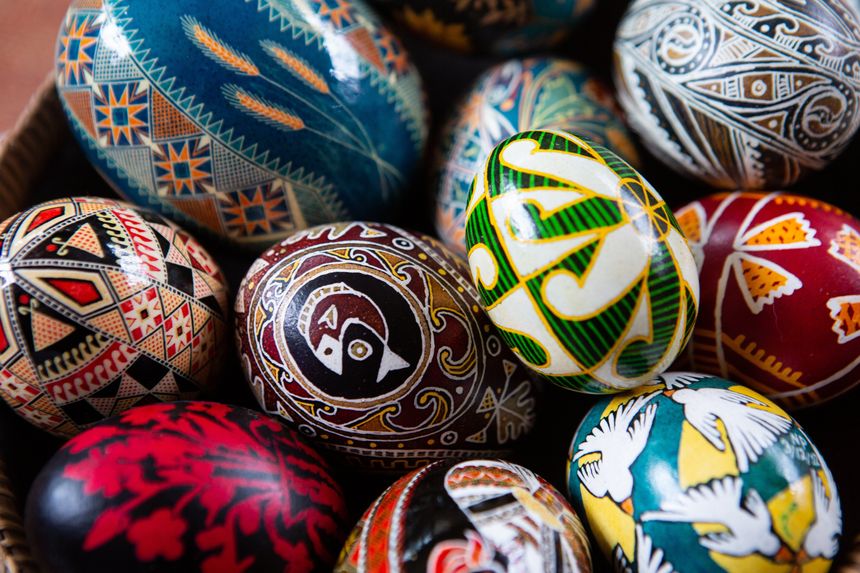 Πώς η παράδοση με τα πασχαλινά αυγά έγινε σύμβολο της ουκρανικής αντοχής