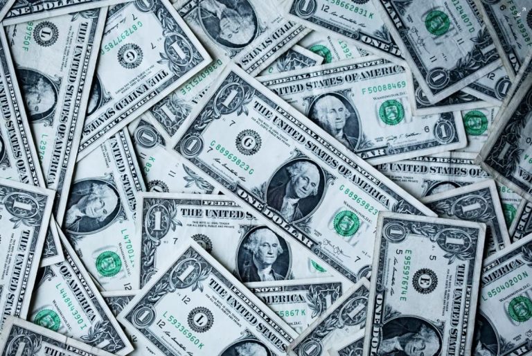 Forbes: Οι νέοι δισεκατομμυριούχοι του 2022