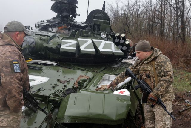 Πόλεμος στην Ουκρανία: Πώς έμεινε «ζωντανό» το Κίεβο απέναντι στο ρωσικό στρατό