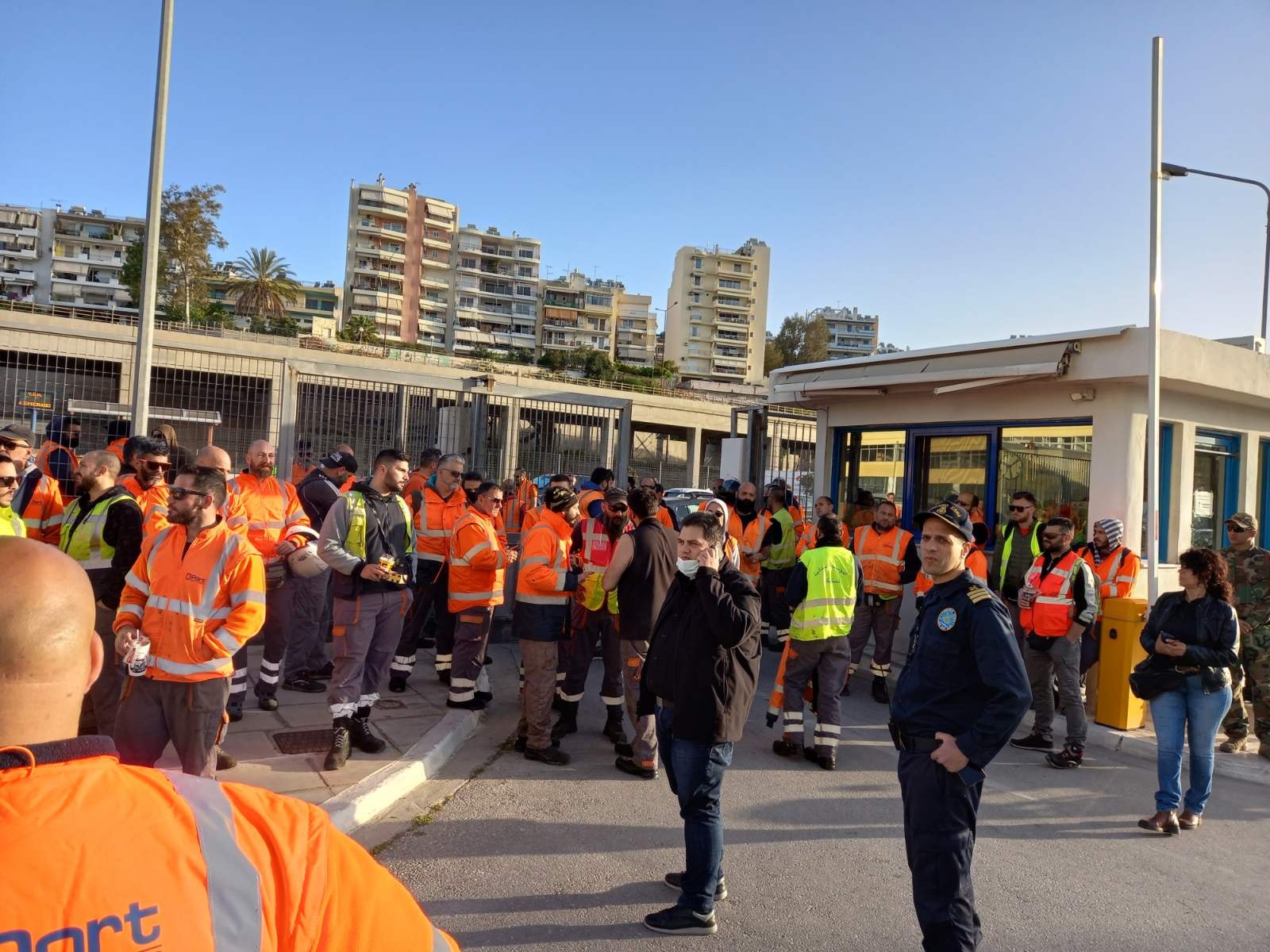 Piraeus – COSCO: New work accident – Worker falls from a height of 12 meters