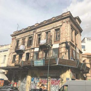 Ακίνητα: Στις καλένδες το πρόγραμμα «Διατηρώ» για την αποκατάσταση διατηρητέων κτιρίων