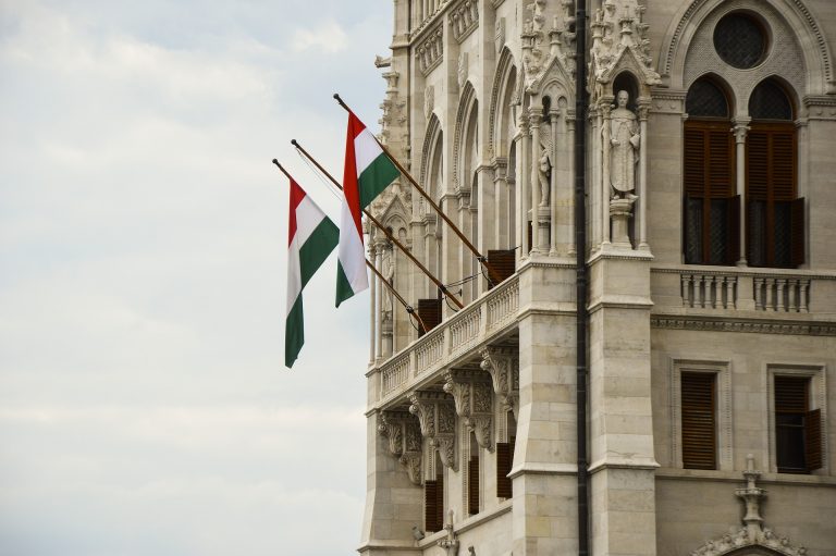 Ουγγαρία: Η ώρα της εξόδου