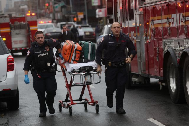 Νέα Υόρκη: 13 τραυματίες σε επεισόδιο με πυροβολισμούς στο μετρό