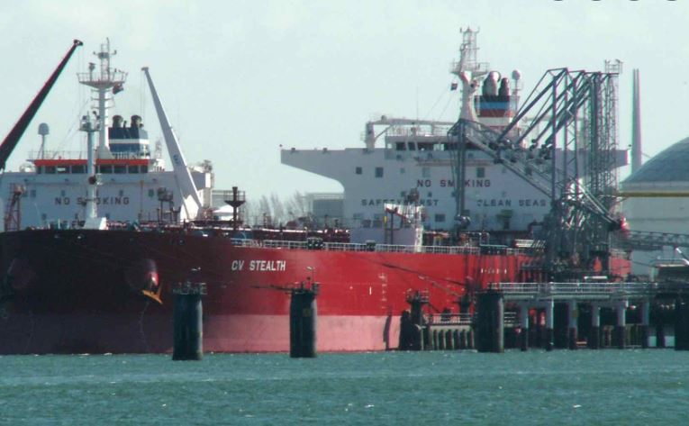 Πρόβλημα σε 80 πλοία από μολυσμένα καύσιμα