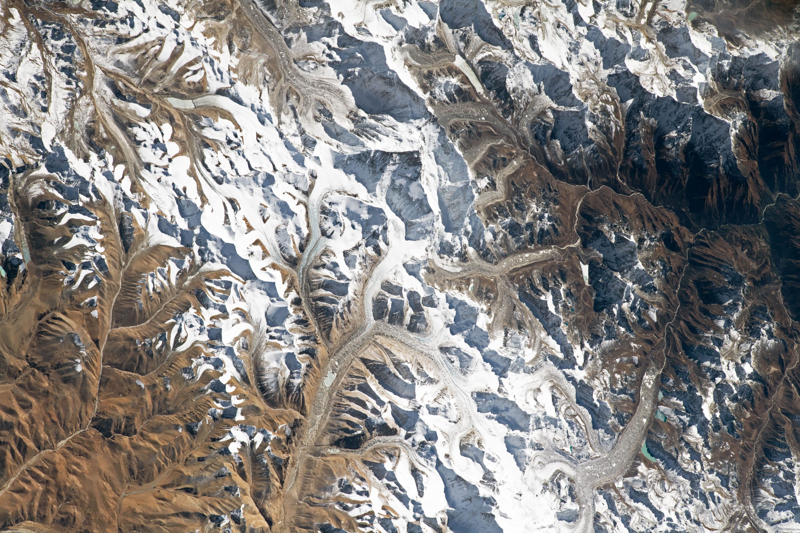 Διάστημα: Φωτογραφία του Έβερεστ από τον Διεθνή Διαστημικό Σταθμό