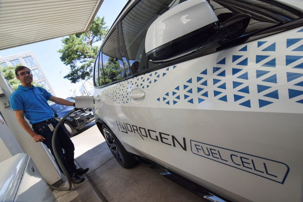 Αυτοκίνηση: Νέα προσπάθεια για να αναπτυχθεί η χρήση του υδρογόνου