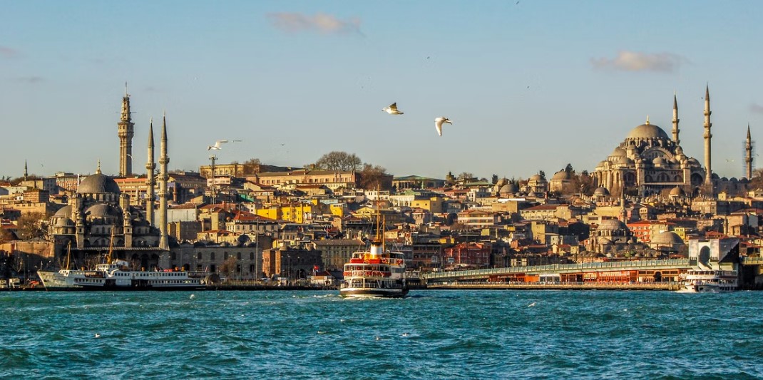 Τουρκία: Καλπάζει ο τουριστικός κλάδος – Εκτίναξη των ρυθμών ανάπτυξης την επόμενη δεκαετία
