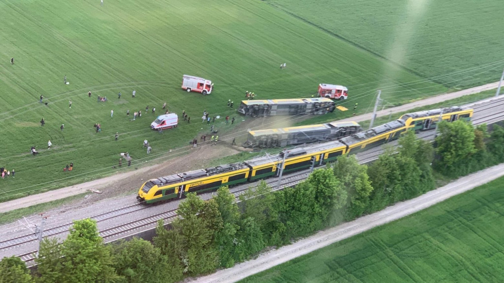 Αυστρία: Νεκρός και τραυματίες από εκτροχιασμό τρένου νοτίως της Βιέννης