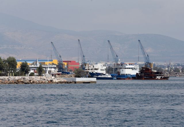 Ελευσίνα: Στόχος, να απομακρυνθούν τα εναπομείναντα ναυάγια