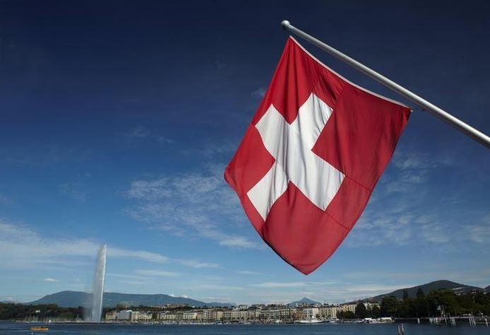 Ελβετία: Στρέφει το βλέμμα προς το ΝΑΤΟ
