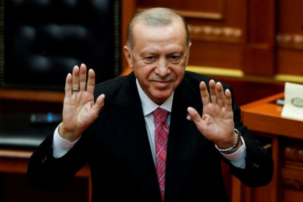 Ερντογάν: Επιμένει πως ο πληθωρισμός στην Τουρκία υποχωρεί – Το Μάιο ο δείκτης ανέβηκε σε υψηλό 24 ετών