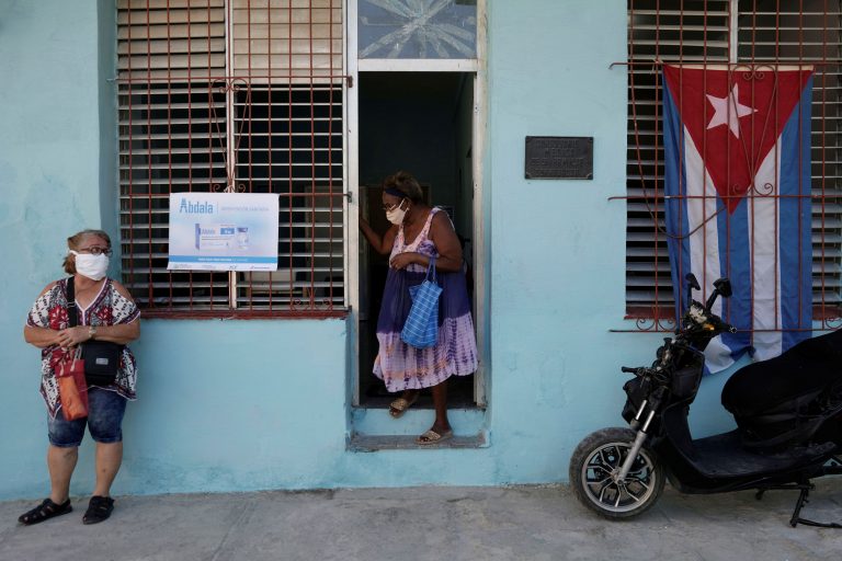 Κούβα: Τέλος στην υποχρεωτική χρήση της μάσκας