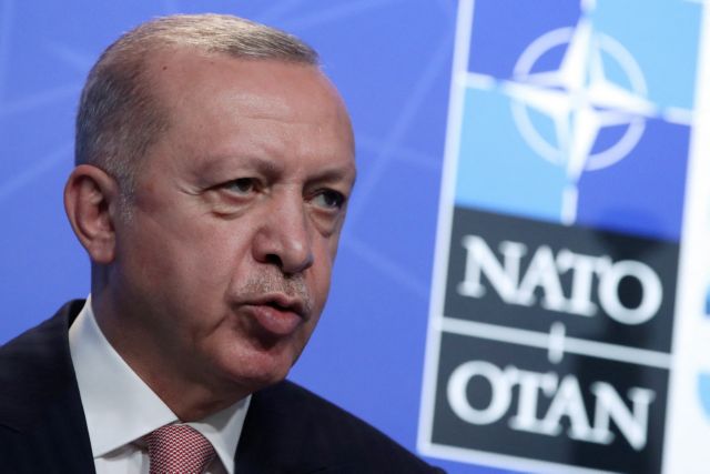 Ερντογάν: Επιμένει στο «Όχι» για την ένταξη Φινλανδίας και Σουηδίας στο ΝΑΤΟ – «Το ίδιο λάθος κάναμε με την Ελλάδα»