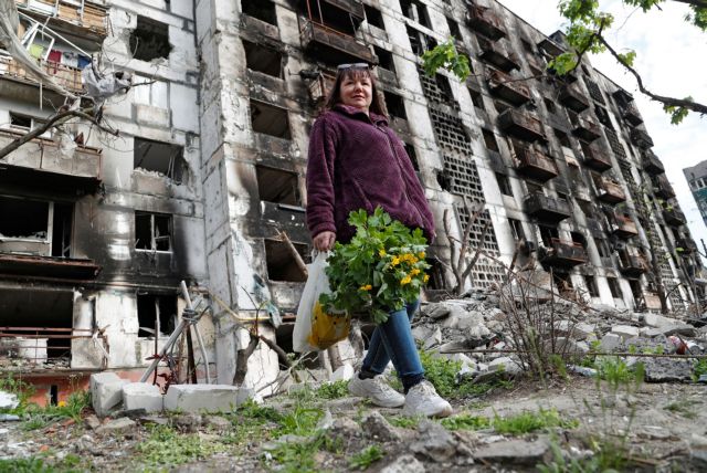 Μαριούπολη: Χάος και ερείπια μετά τη δίμηνη πολιορκία
