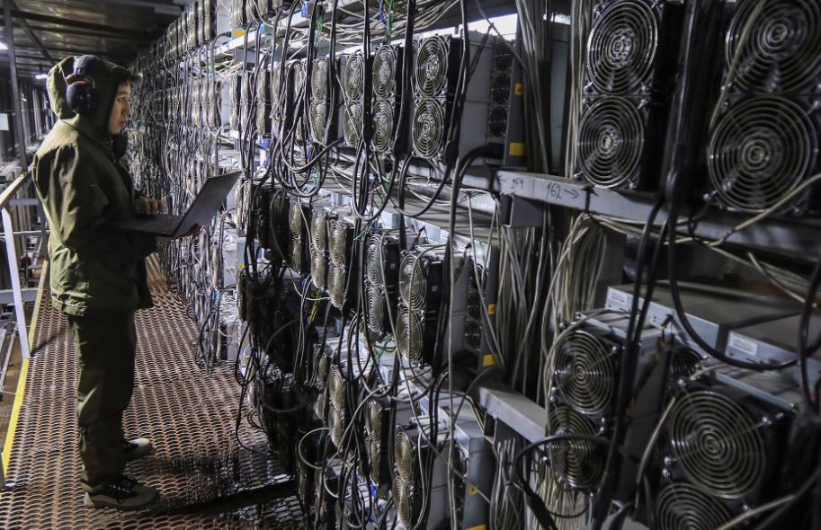 Κίνα: Τα μυστικά υπόγεια ορυχεία Bitcoin