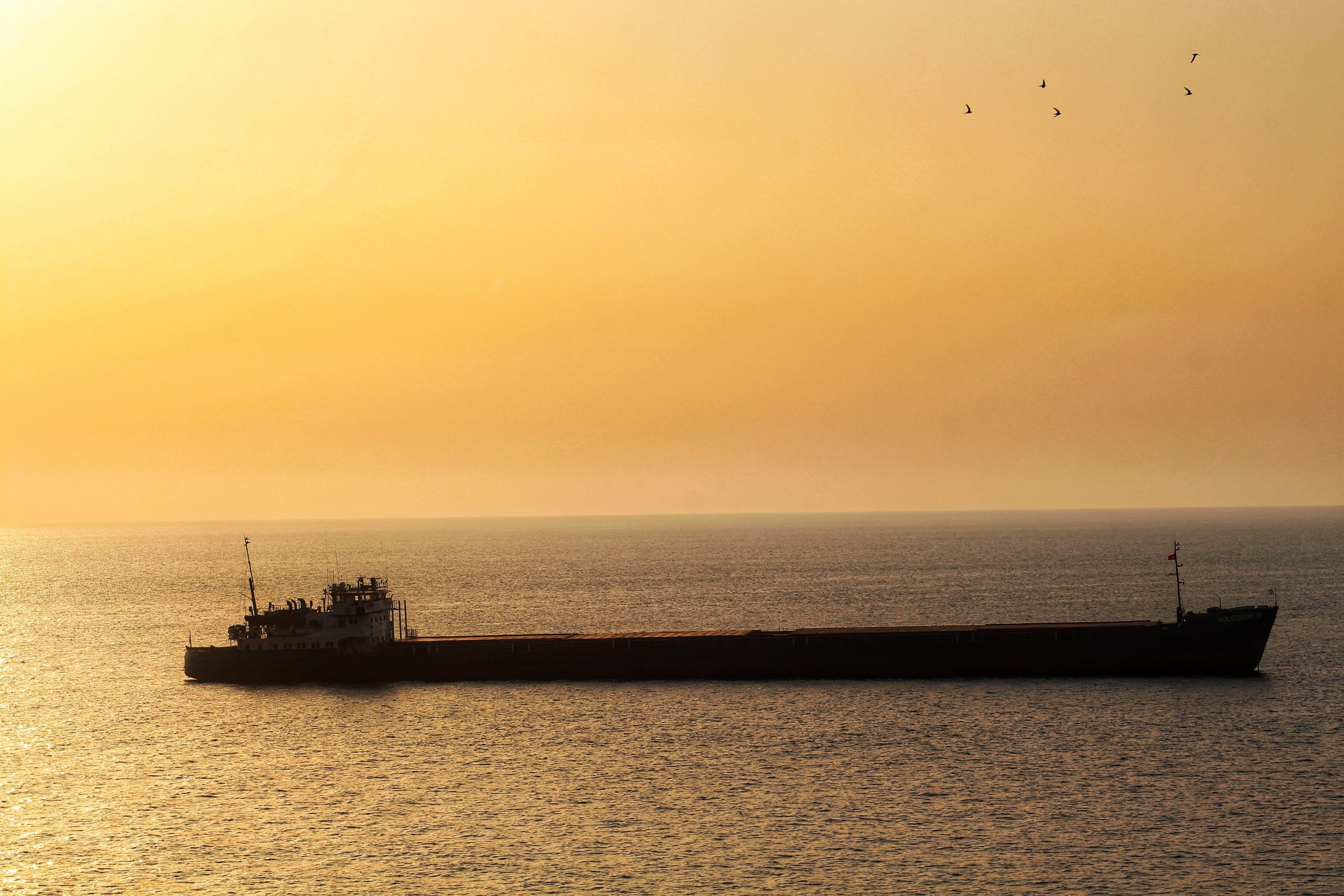 ΕΕ: Πρόταση κατάργησης υπηρεσιών ναυτιλίας για το ρωσικό πετρέλαιο