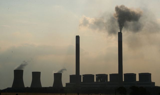 IEA: Η ενεργειακή κρίση δεν δικαιολογεί μεγαλύτερη χρήση ορυκτών καυσίμων