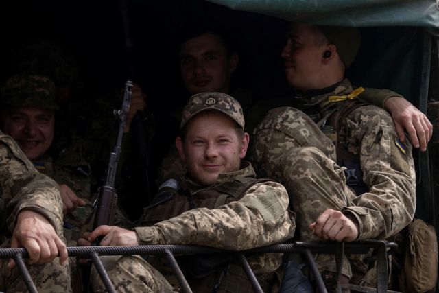 «Ο πόλεμος στην Ουκρανία είναι πρόβα για σύγκρουση με το ΝΑΤΟ» – Αδιανόητοι ισχυρισμοί στη ρωσική τηλεόραση