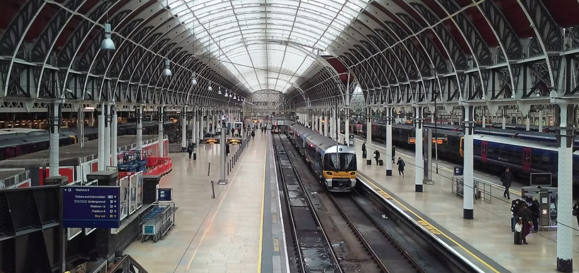 Βρετανία: Παραλύει το σιδηροδρομικό δίκτυο λόγω 24ωρης απεργίας