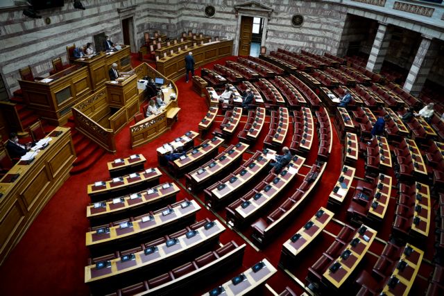 Βουλή: Υπερψηφίστηκε το νομοσχέδιο για το καζίνο στο Ελληνικό και τα Ναυπηγεία Σκαραμαγκά