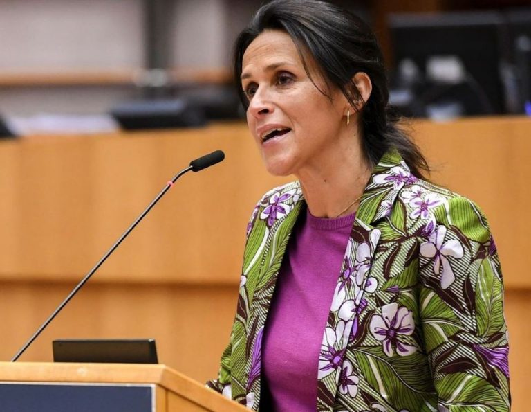Χρυσούλα Ζαχαροπούλου: Ποια είναι η Ελληνίδα υπουργός του Μακρόν
