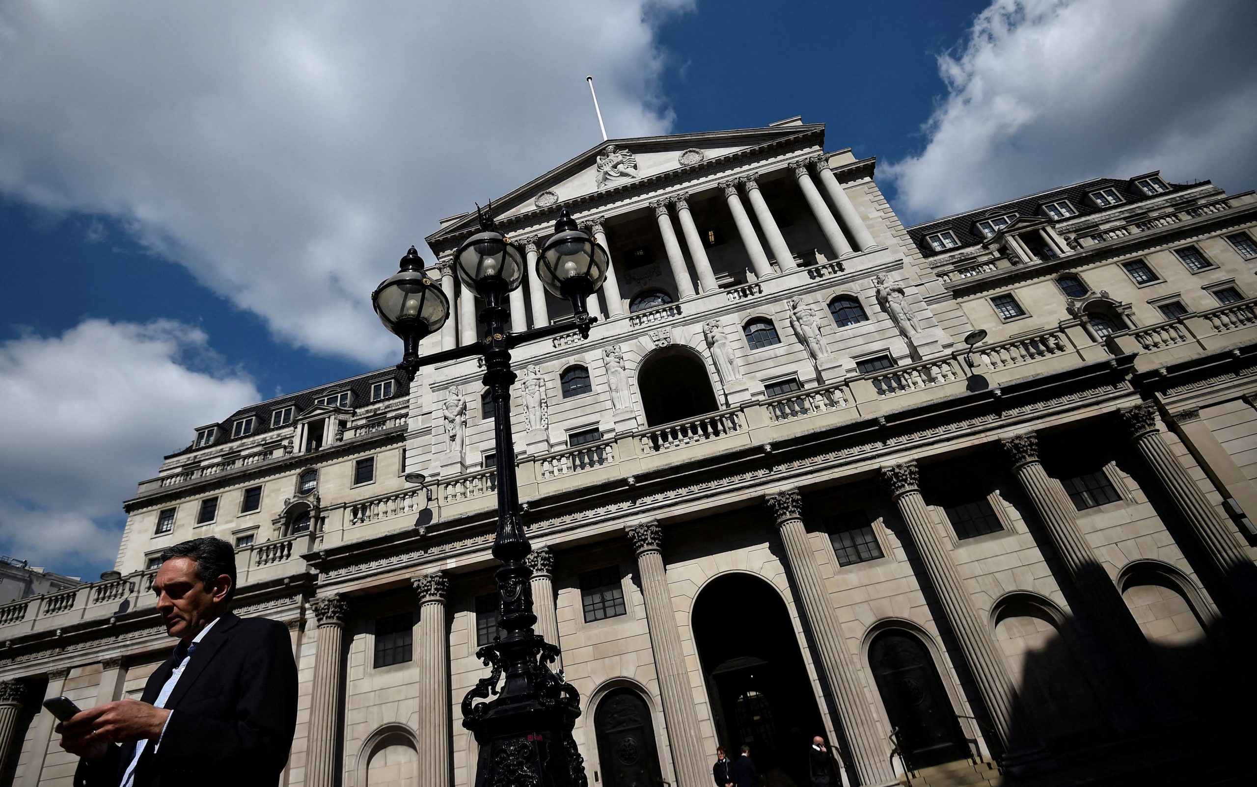 Τράπεζα της Αγγλίας: Αναβάλλεται λόγω πένθους για τη βασίλισσα Ελισάβετ η συνεδρίαση του Σεπτεμβρίου